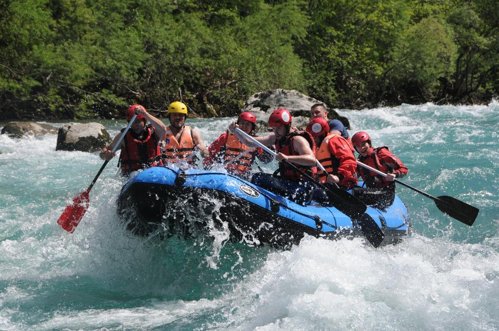 Rafting Camp Tara 87 Hotel Hum Екстериор снимка